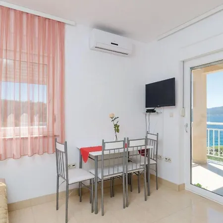 Ljuba Apartmán Duba