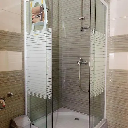 Ljuba Apartment *