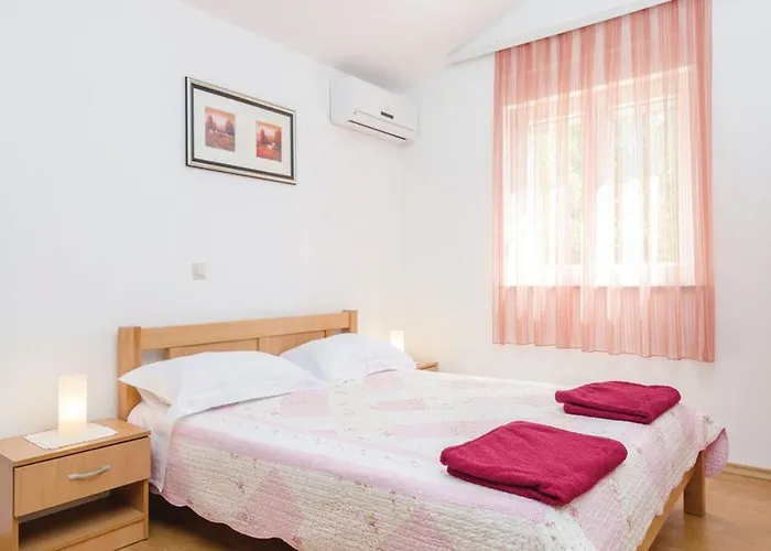 Appartement Ljuba