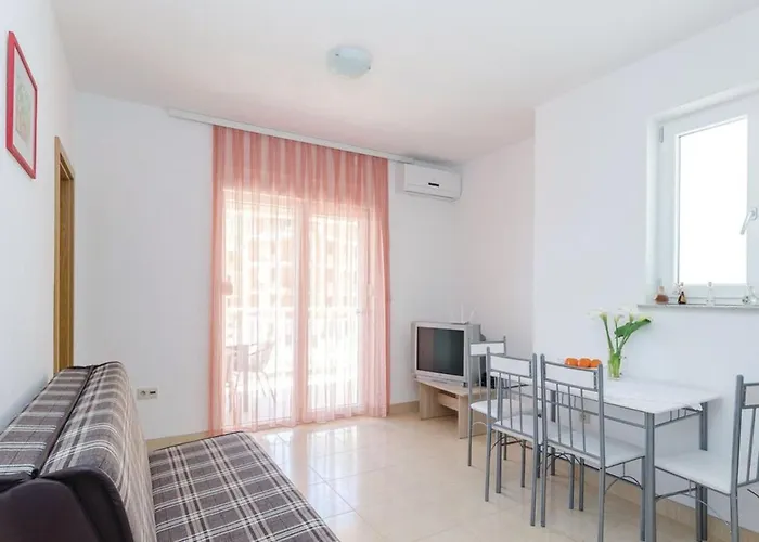 Ljuba Appartement *
